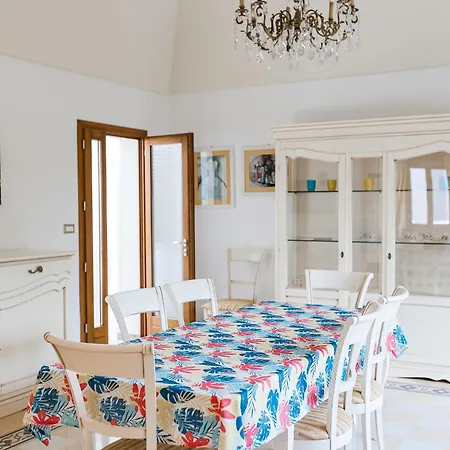 Villa Helena Dimora Nobiliare Nel Cuore Del Sale
